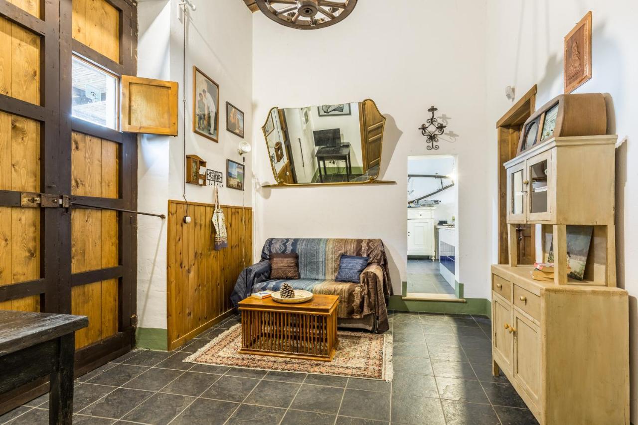 הוילה אבולה Authentic Sicilian Charm, Pool, Sea View, Wi-Fi & Parking מראה חיצוני תמונה