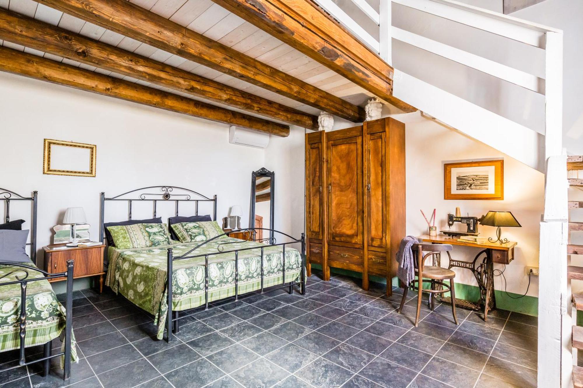 הוילה אבולה Authentic Sicilian Charm, Pool, Sea View, Wi-Fi & Parking מראה חיצוני תמונה