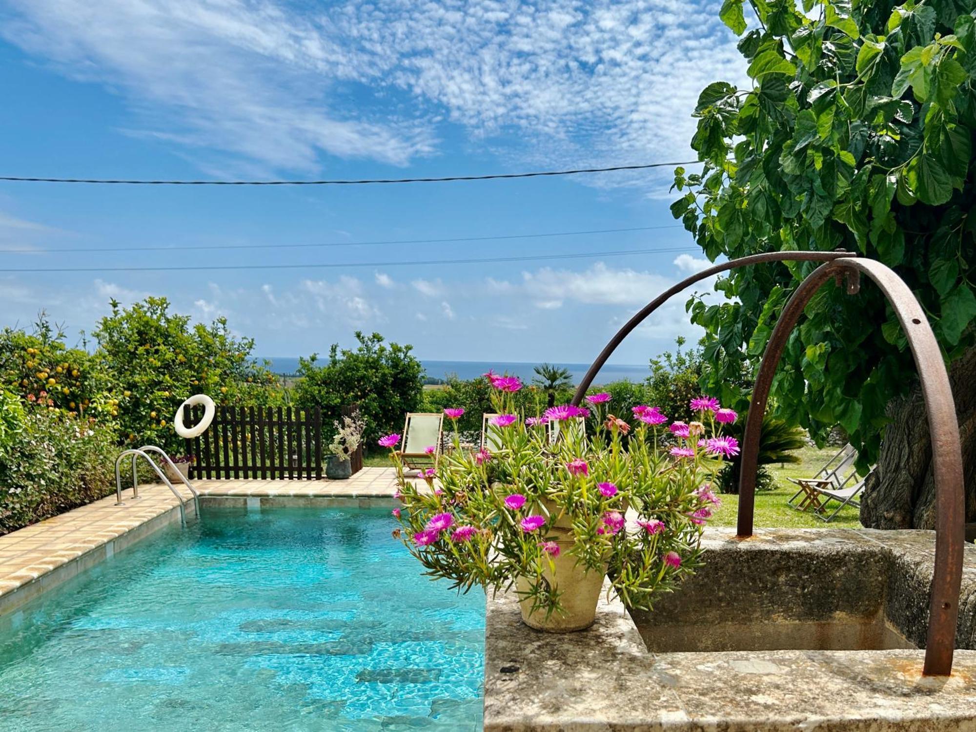 הוילה אבולה Authentic Sicilian Charm, Pool, Sea View, Wi-Fi & Parking מראה חיצוני תמונה